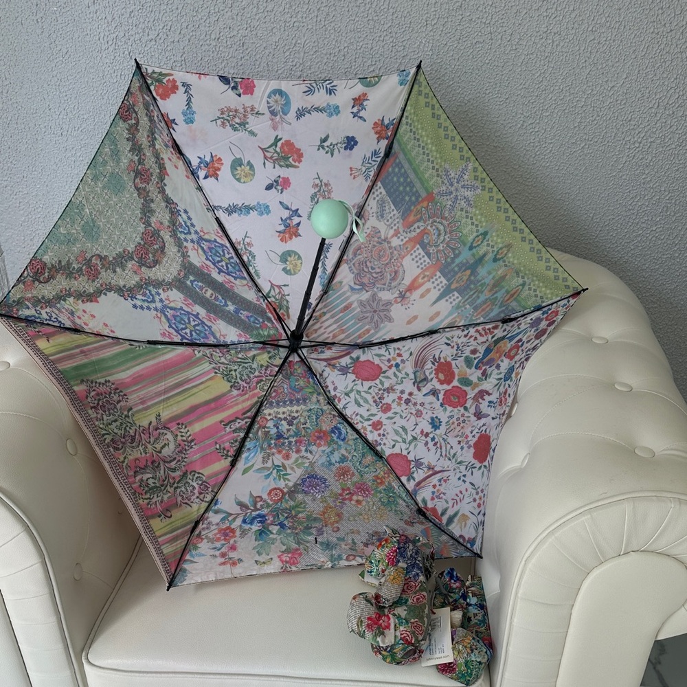 Johnny Was ☂️☔️Umbrella Multicolor Patchwork Stuffed Animal Teddy Bear Case NWT - Picture 3 of 12